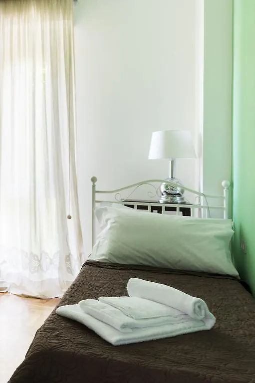 Casa de hóspedes Rooms Villa Bergamo Airport Scanzorosciate Itália