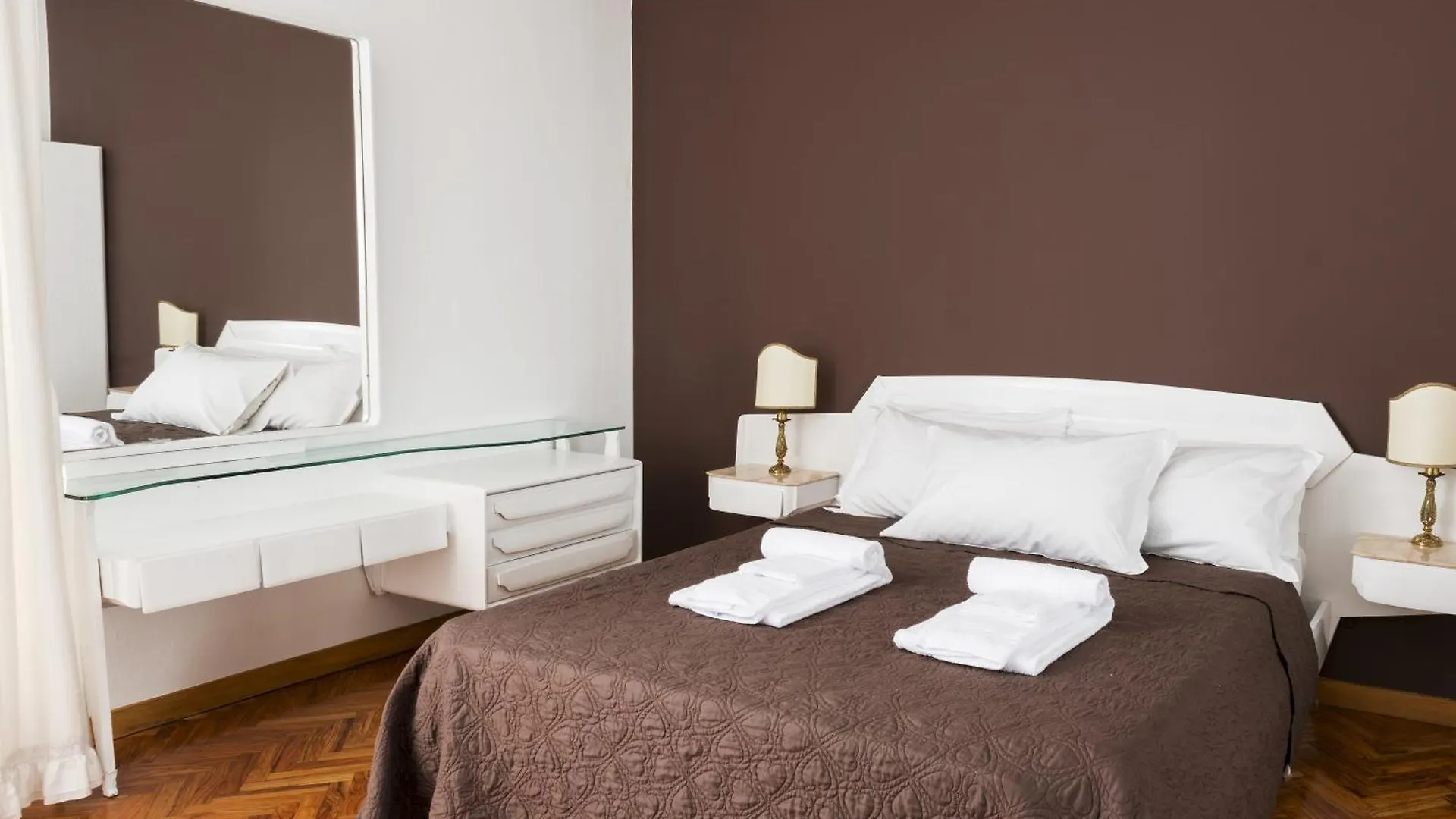 Casa de hóspedes Rooms Villa Bergamo Airport Scanzorosciate Itália